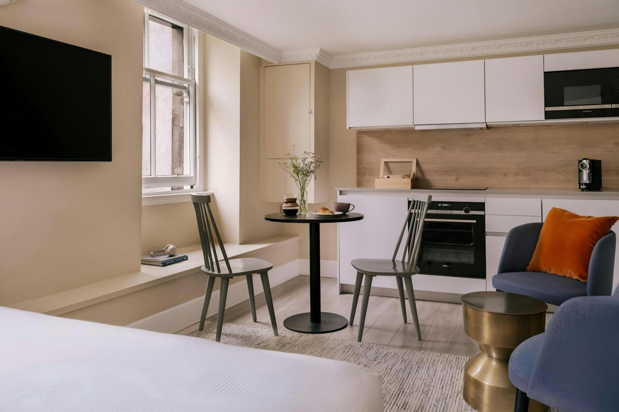 Sonder By Marriott Bonvoy Royal Garden Apartments New Town 에든버러 외부 사진